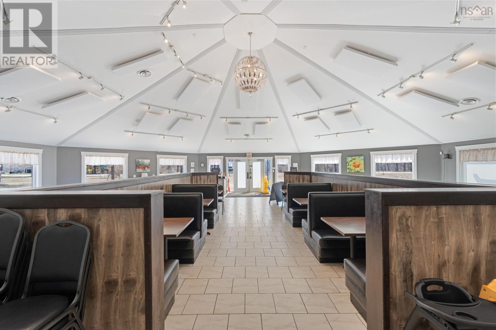 71 Main Street, Middleton, Nova Scotia  B0S 1P0 - Photo 11 - 202606967