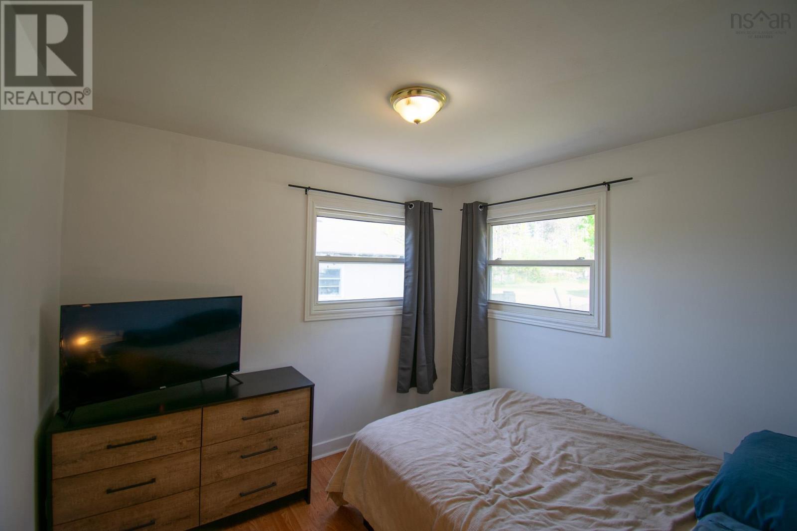 14979 / 14981 Highway 1, Wilmot, Nova Scotia  B0P 1R0 - Photo 12 - 202611434