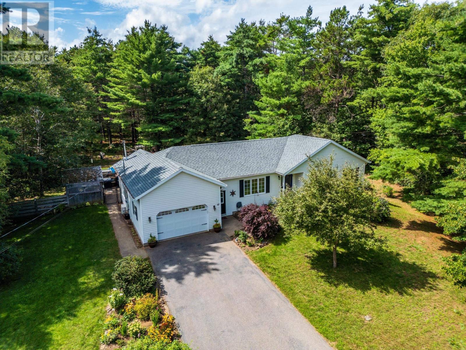 57 Dr Lewis Johnston Street, South Farmington, Nova Scotia  B0P 1W0 - Photo 3 - 202621995